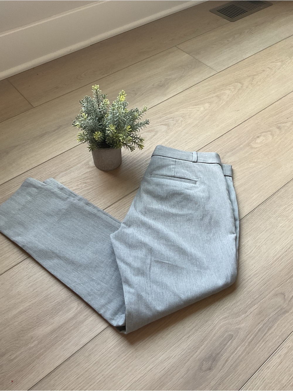 Banana Republic Sloan